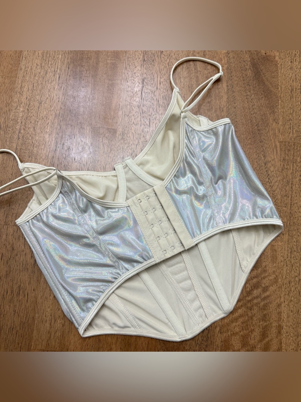 urban outfitters metallic corset - Picture 4 of 4